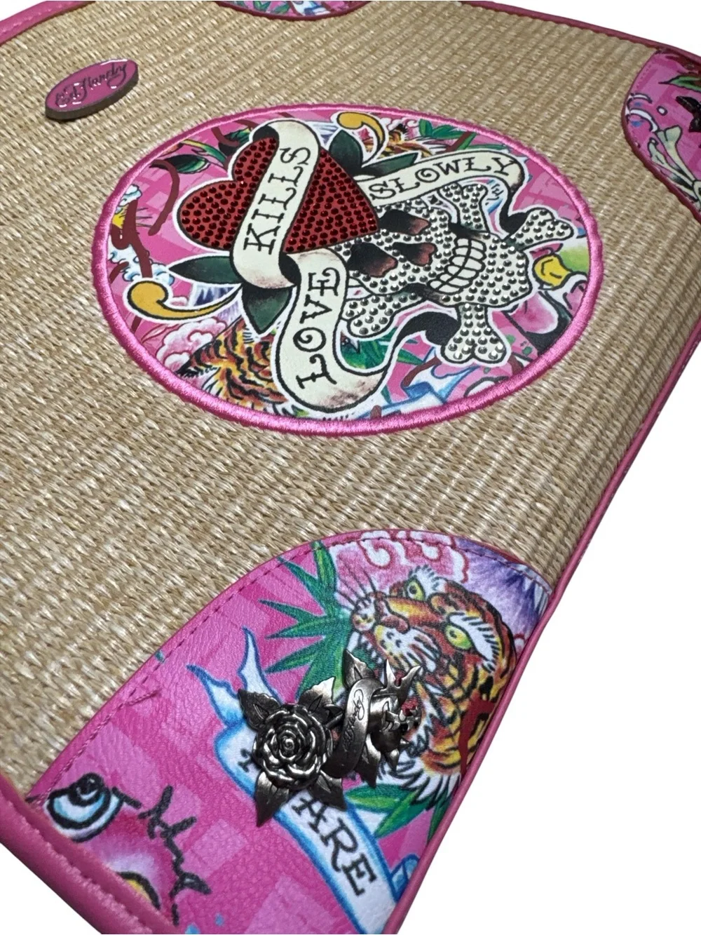 The Ed Hardy “Love Kills Slowly” Pink Straw Tote with Floral & Skull Graphic - Picture 5 of 12